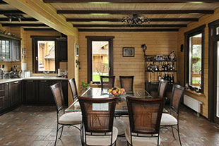 Интерьер деревянного дома